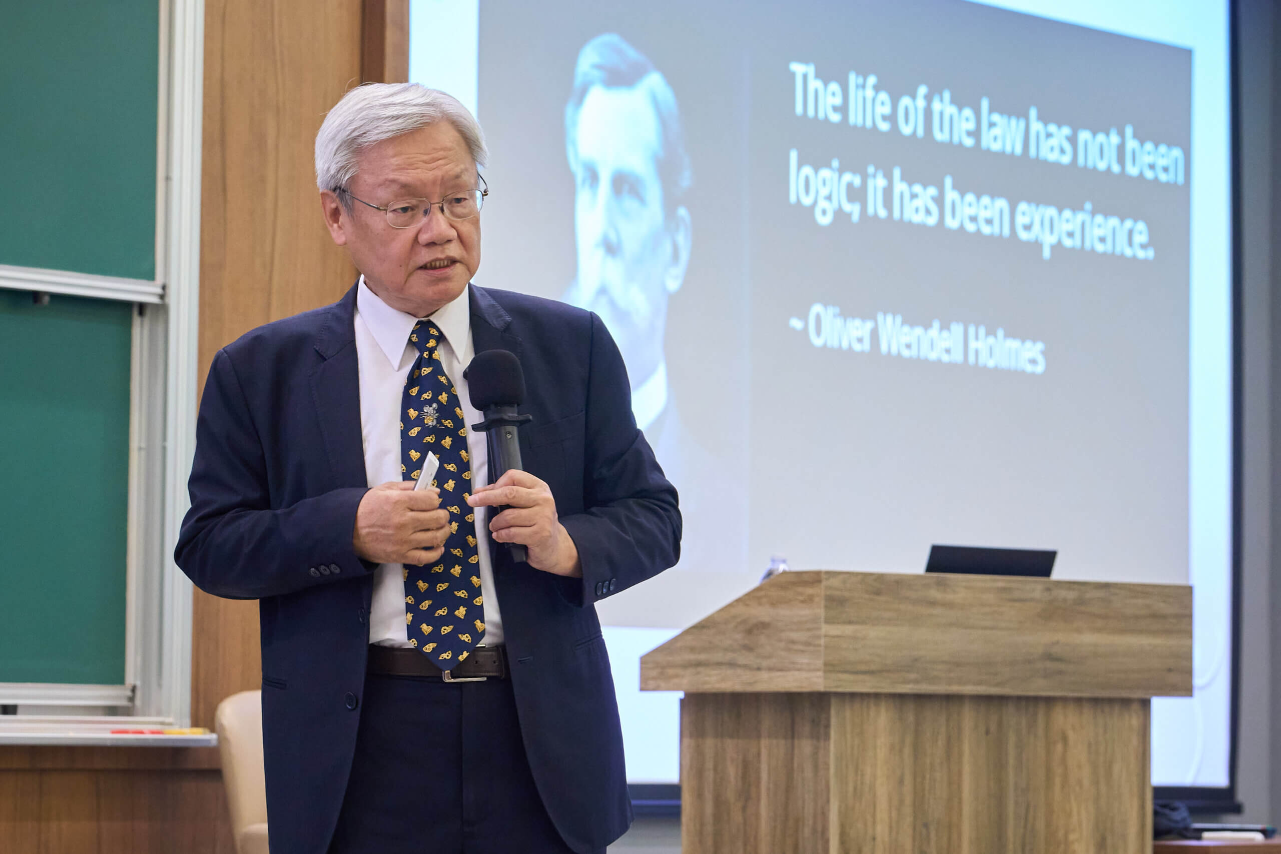 法學如何回應AI時代變局　蘇永欽教授談司法與科技的界線與可能